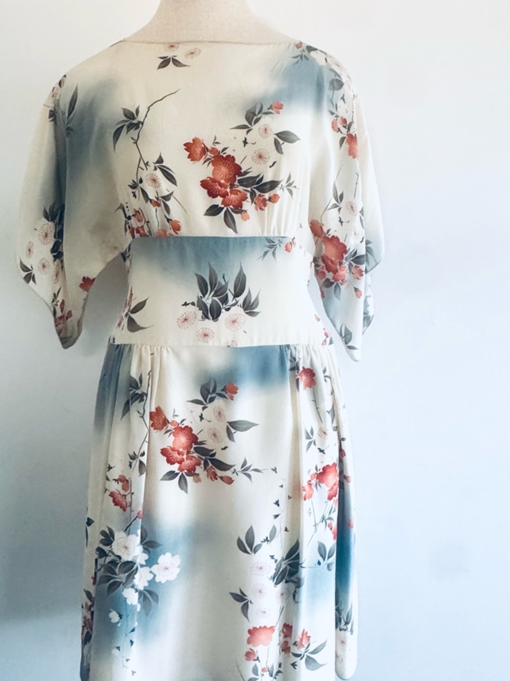 Y2K Anna Sui Asian Inspired Silk Mini Dress in Vibrant Floral w/ Kimono Slv